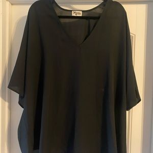 Show me your Mumu- peta tunic - size medium